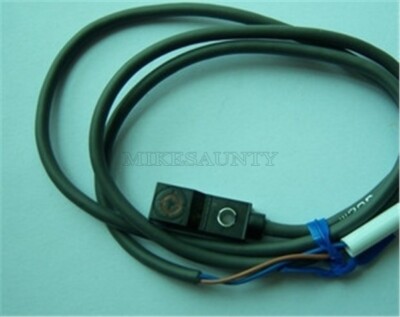 1Pc E2S-Q22B 12-24VDC Proximity Switch New Omron si