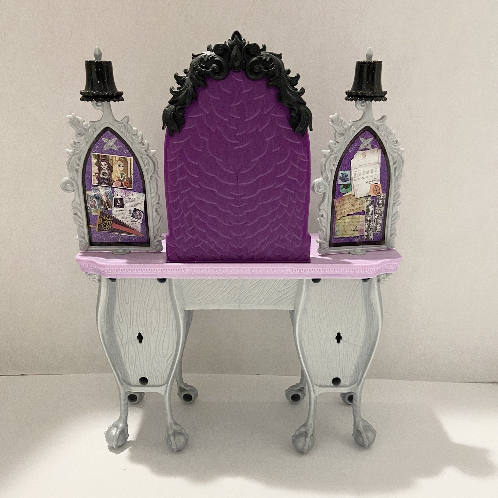 Ever After High 1st Wave 11&rdquo; Raven Queen Doll with Vanity And Accessories