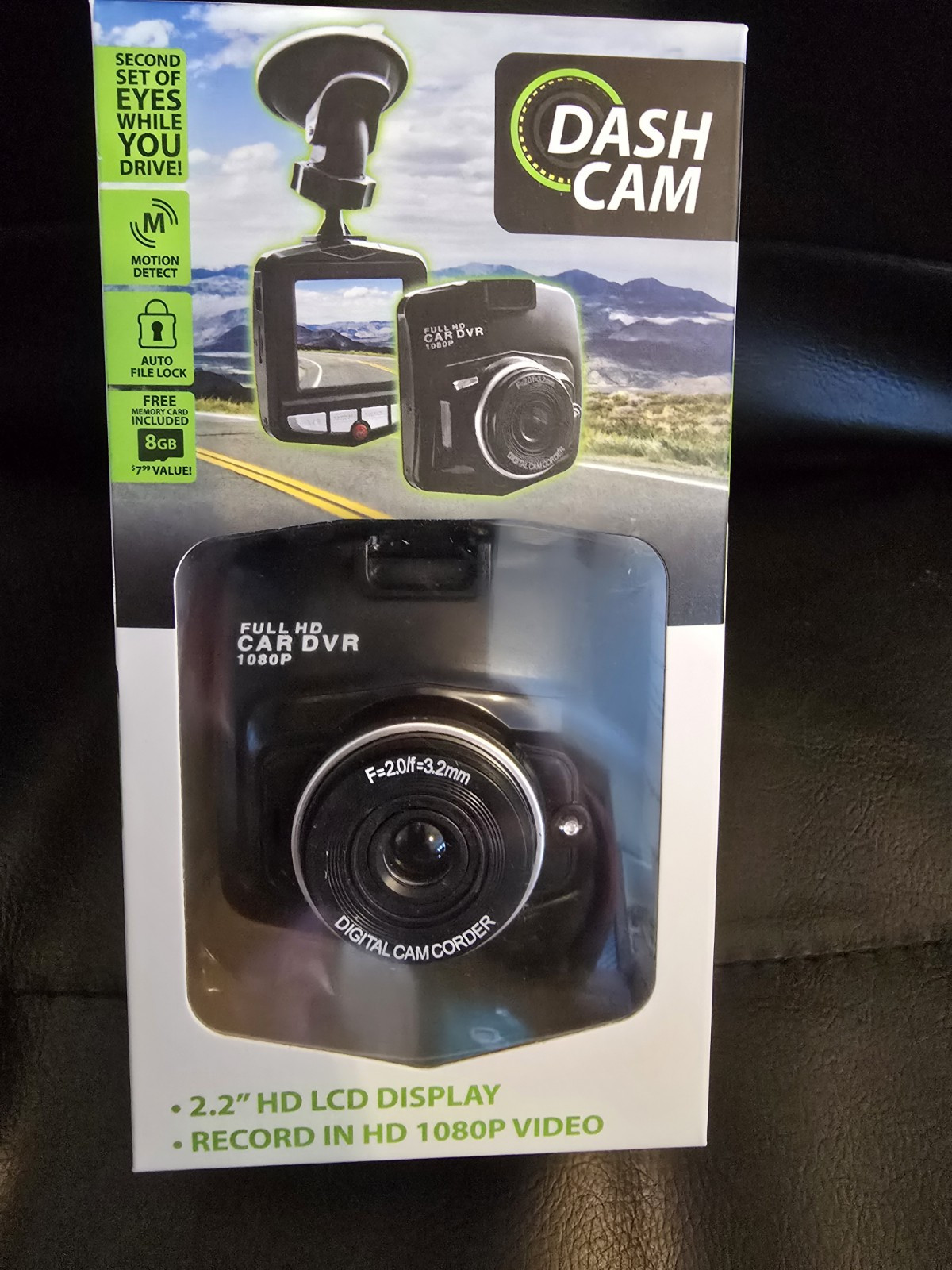 DASH CAM with Motion Detection HD LCD Display and Memory Card-image