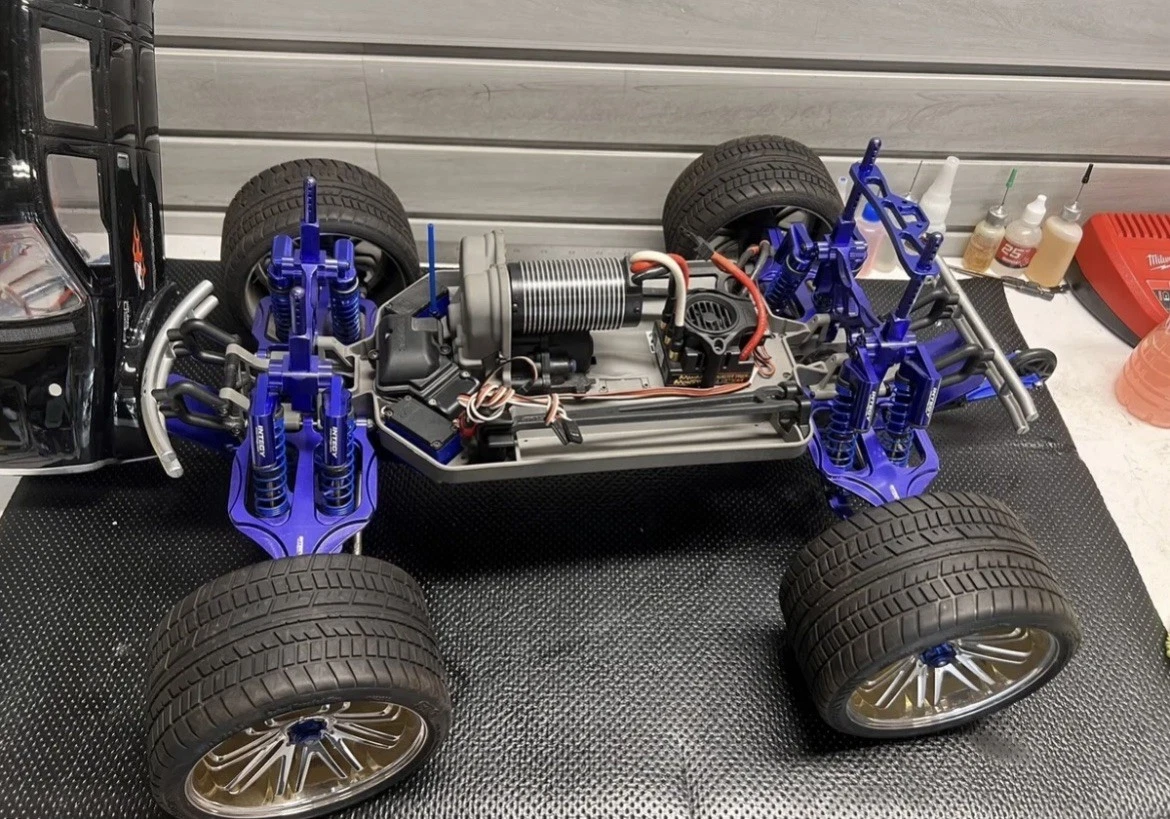 Traxxas E-Maxx RC Model Trucks for sale | eBay