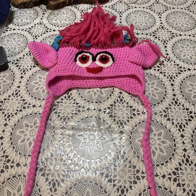 NWOT Trolls Polly Knit Crochet Winter Hat, Size  6-10 Girls