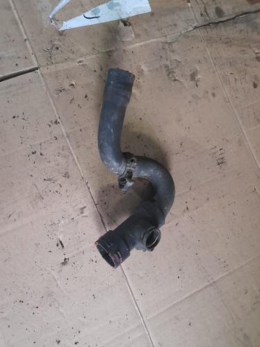 Audi A6 4B Kühlwasserschlauch unten mit Abflussventil 4B0121049D