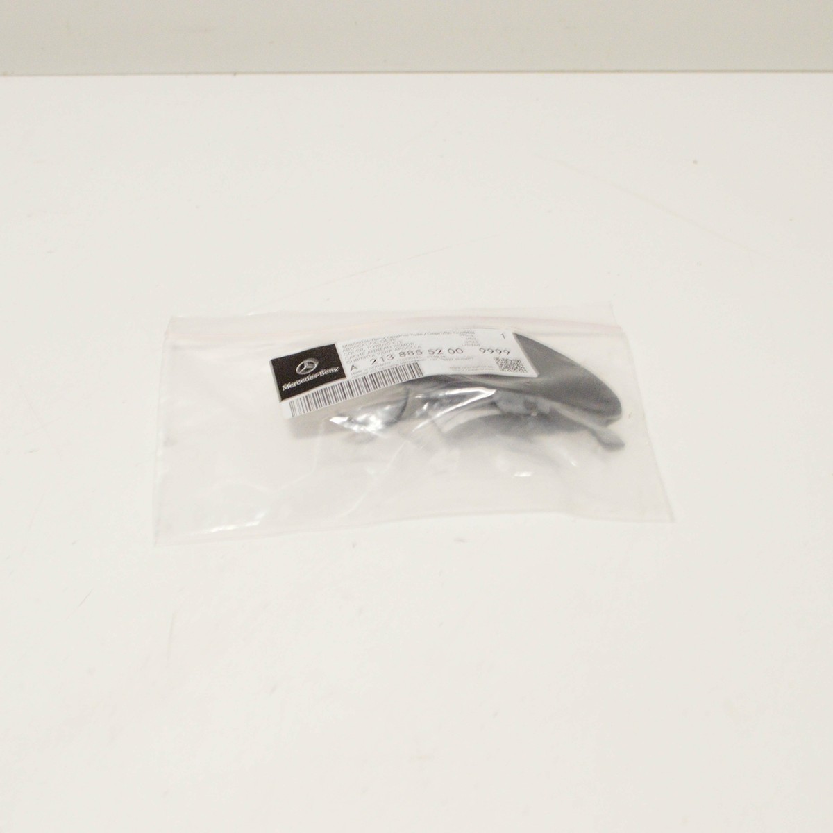 MB E W213 AMG FRONT BUMPER TOW HOOK EYE CAP COVER A21388552009999