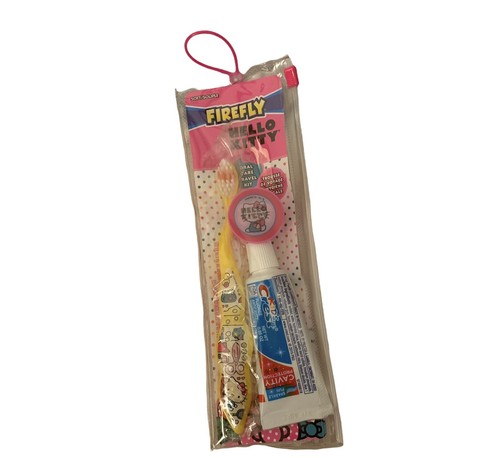 HELLO KITTY Oral Care Travel Kit Toothbrush Toothpaste - Picture 4 of 6