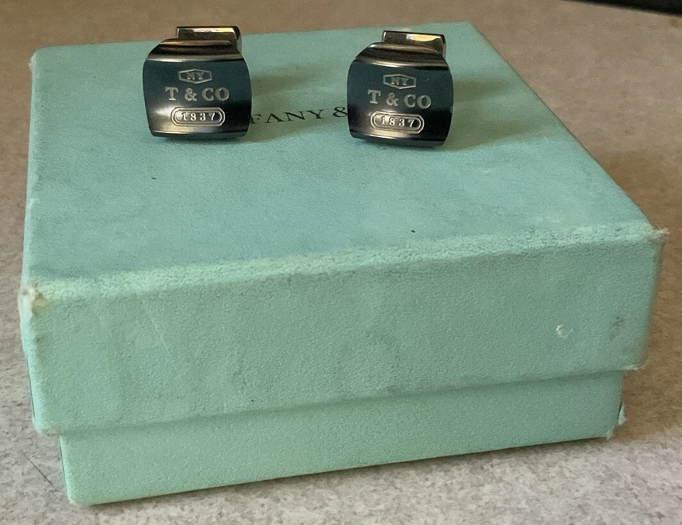Tiffany & Co 1837 Square Cufflinks in Black Titanium and Sterling Silver - Image 2 of 4