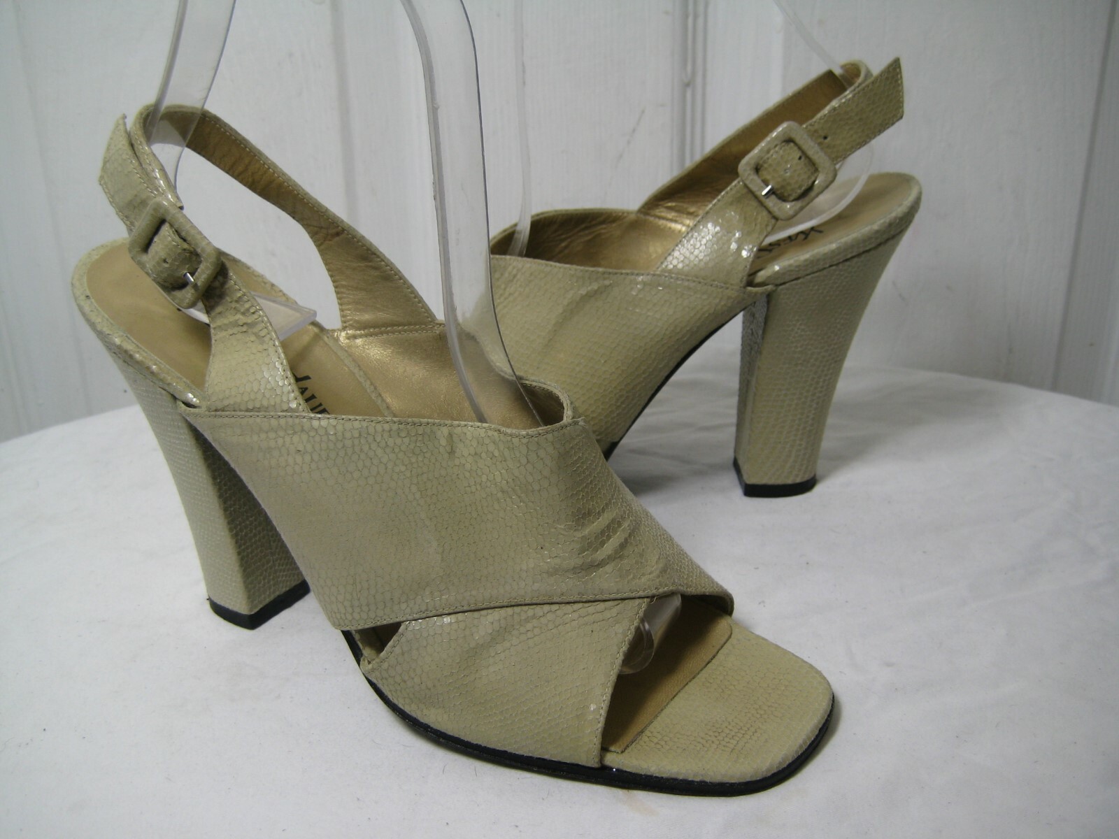Scarpe in pelle beige Yves Saint Laurent lucertola verde oliva taglia 8 M.