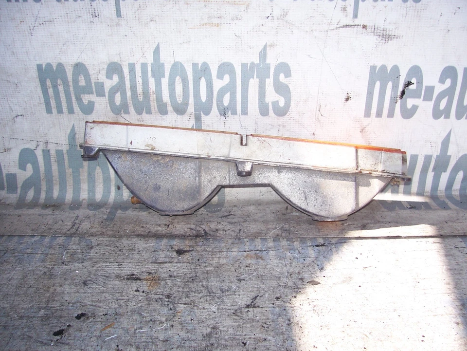 Cadillac Sevilla 1976-1979 OEM PASAJERO DERECHO MARCADOR INTERMITENTE LÁMPARA 5967110 Foto 4 de 4