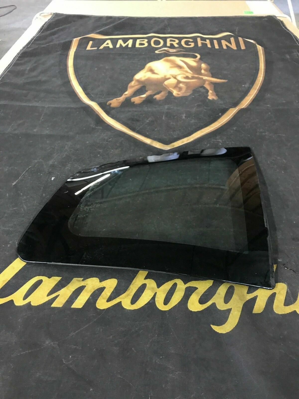 LAMBORGHINI MURCIELAGO PASSENGER RIGHT SIDE QUARTER GLASS WINDOW OEM 418845300