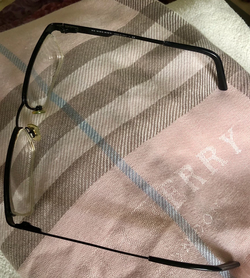 Marco Burberry de colección media llanta de metal negro RX B1170-1001 con certificado de autenticidad Foto 3 de 4