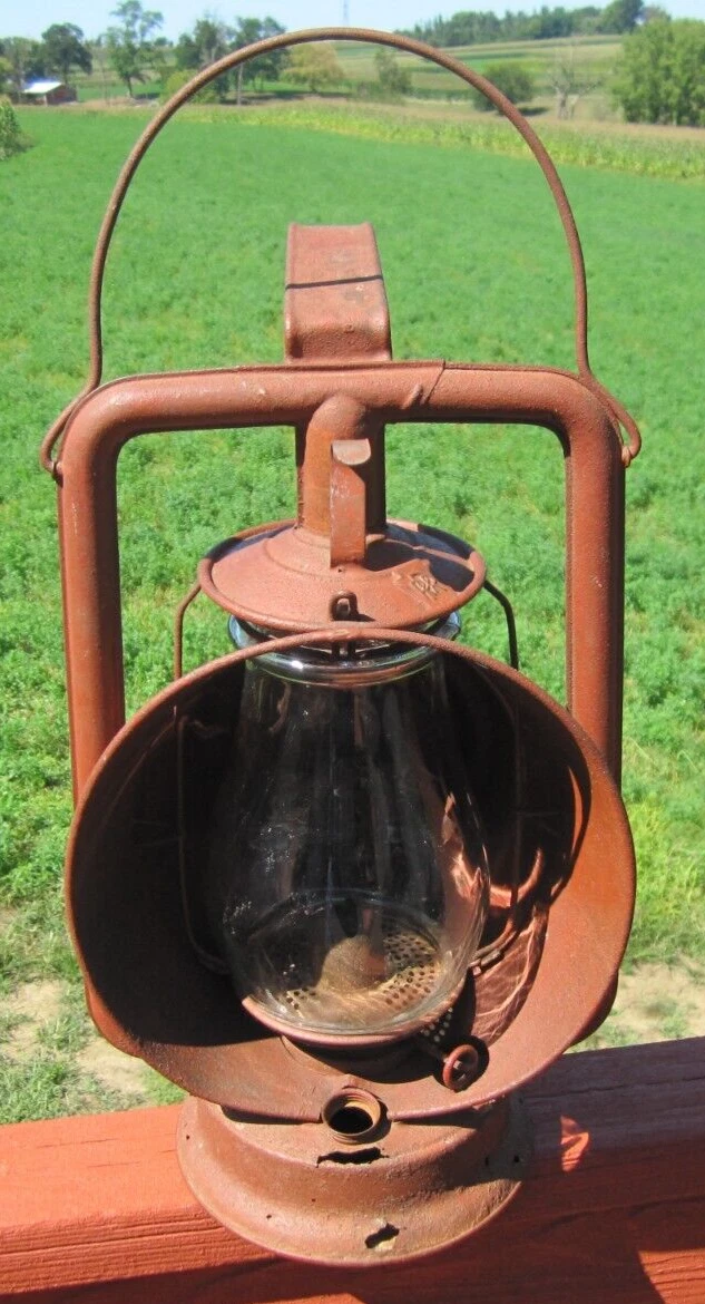 Vintage Pennsylvania Railroad PRR Star Head Inspectors Lantern White Globe USA