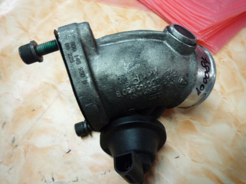 100087 8d0145950b Saugrohr mit Drosselklappe Abgasrückführung  2,5TDI Audi VW