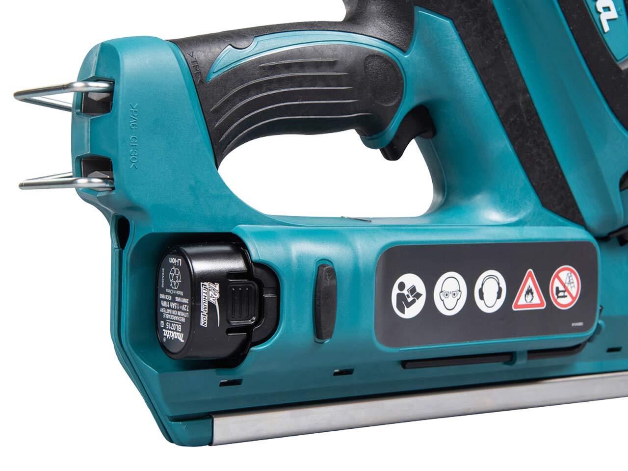 Makita GN900SE Cordless Gas Framing Nail Gun First Fix eBay