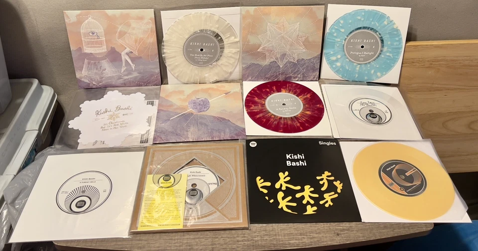 KISHI BASHI Lot of 12 7" Vinyl Singles Natural One Holiday SnowFlexi - Image 2 of 3