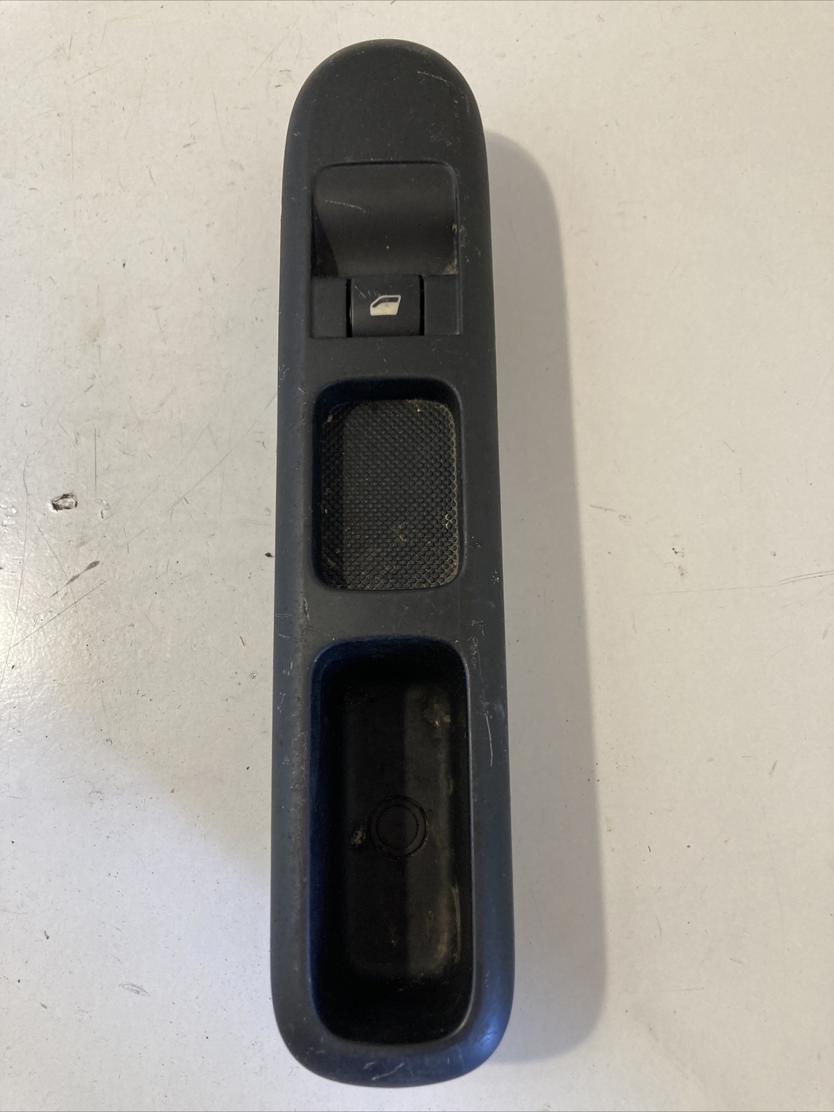 Picture 1 of 6