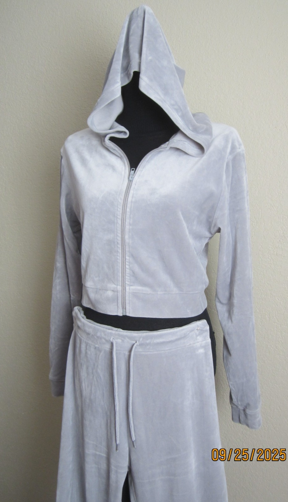 Roma Concept by rosee Women's Gray Velour 2 piece Hoodie Leggings Set Size XL