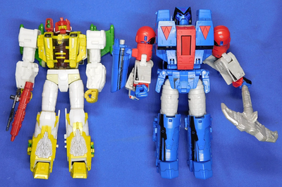 TRANSFORMERS LEGACY GENERATIONS STRAXUS & JHIAXUS G2 COMIC FIGURES