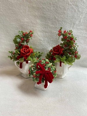 Vtg 3 Inarco Plastic Foliage (Holly/Roses) Displays in White Pitchers/Containers