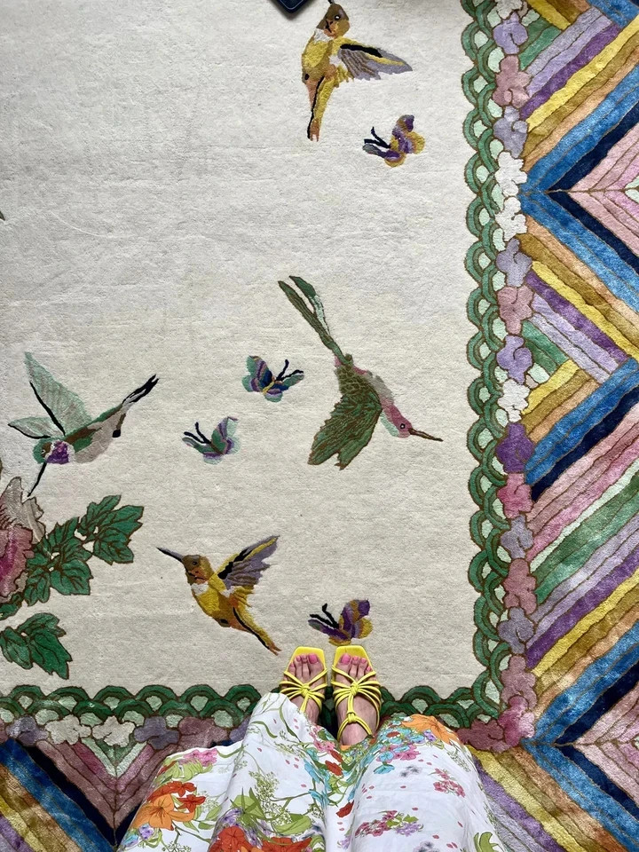 Bring Vibrant Artistry and Iconic Chinoiserie Style to Your Hallways ...