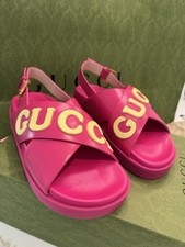Gucci Leather Hot Pink Fuchsia Sandals. NIB Size 37.5