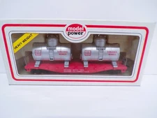 Model Power HO Scale Model Train Car "Sonoma Wines" 8162 Twin Removable Tanks