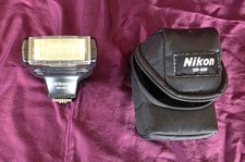 Nikon Speedlight SB-400 Shoe Mount Flash-Tested Working-Mint With Case