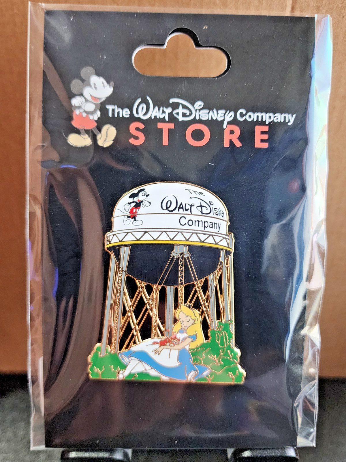 TWDCS The Walt Disney Company Alice in Wonderland Dinah Water Tower DEC Pin