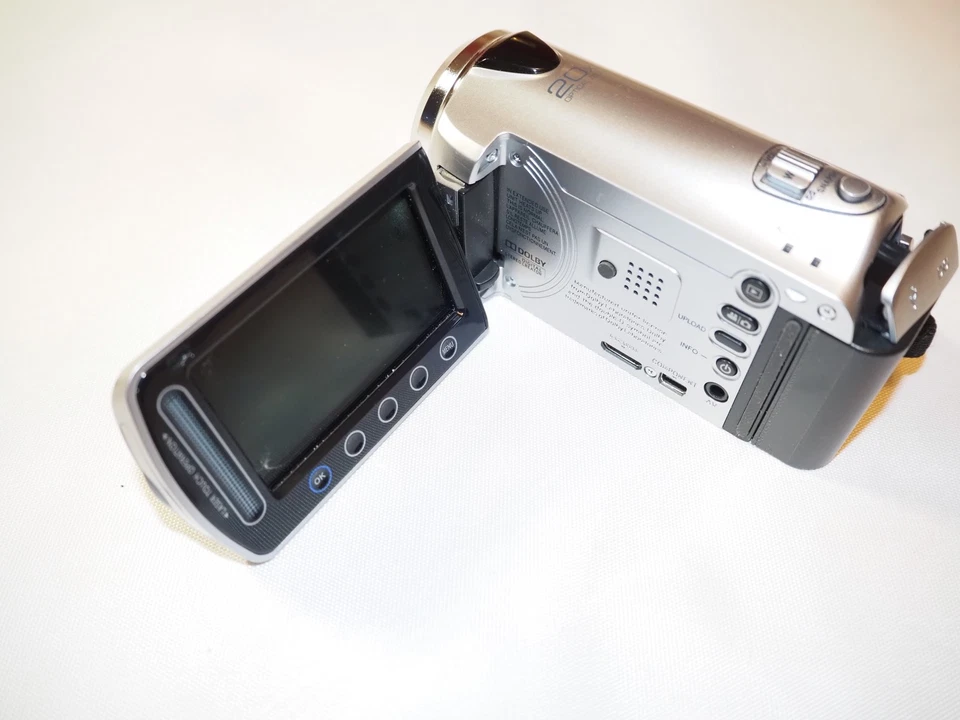 JVC HD Everio GZ-HM300 Camcorder guter Zustand - Bild 2 von 4