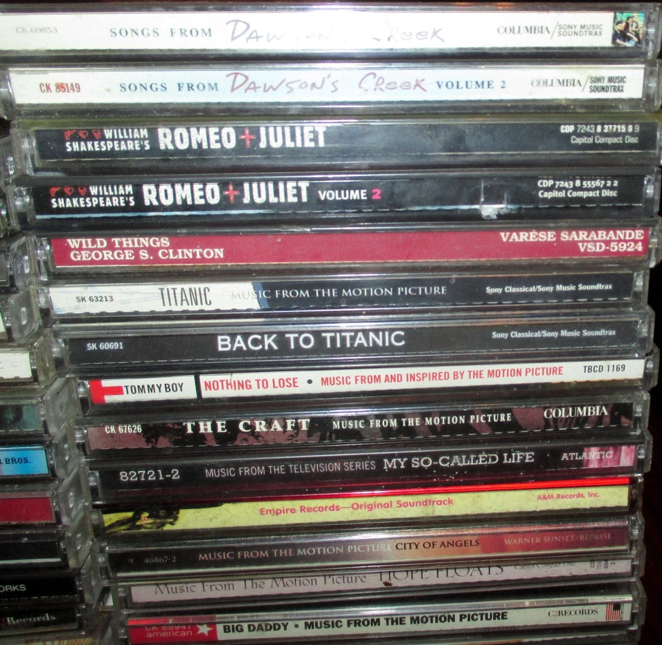 199 CD Lot Rock Guns N Roses Kiss Bon Jovi 311 Bush Heart Green Day Pretenders Foto 3 de 4