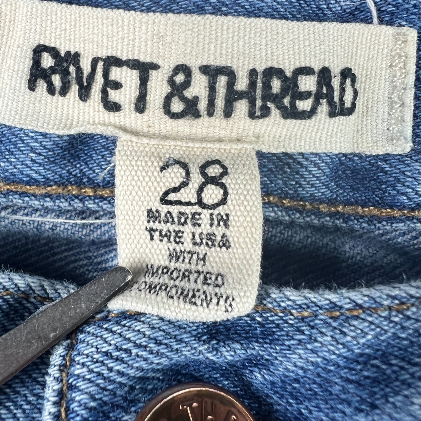 Rivet & Thread Jean Women 31x24* Retro Straight High Rise Crop Blue Denim Tag 28