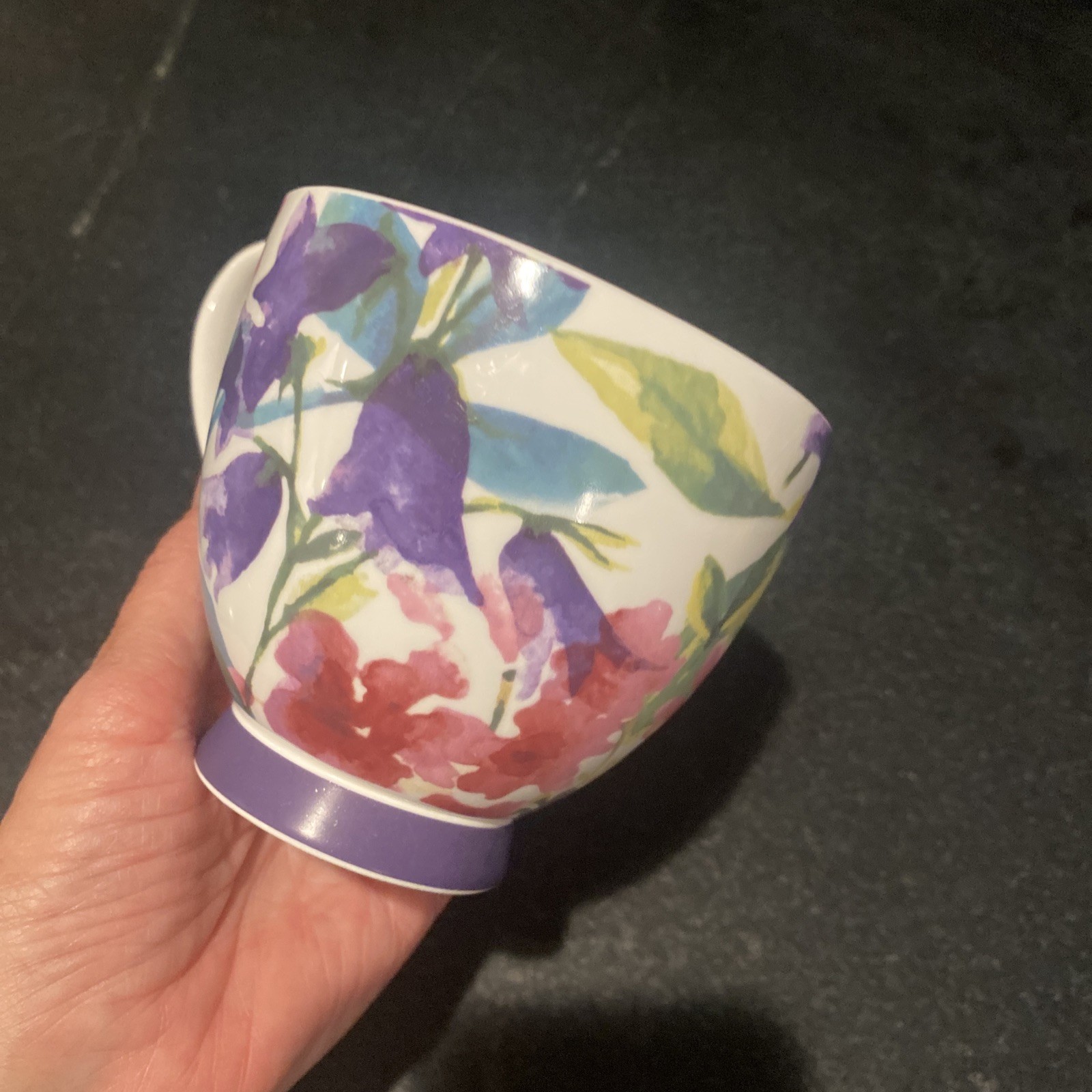 PORTOBELLO BY INSPIRE FLORAL FOOTED FINE BONE CHINA 16 OZ. COFFEE MUG