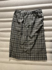 Vintage Pendleton Plaid 100% Virgin Wool Skirt Sz 12 (15.5 x 26.5) Made In USA