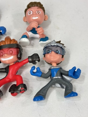 Lote de 5 figuras de acción Ninja Kidz mini juguetes de exhibición de televisión de dibujos animados de 2"-3" - Imagen 4 de 10