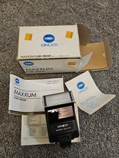 Minolta Maxxum 2800 AF Black Flash with Box  manuals UNTESTED