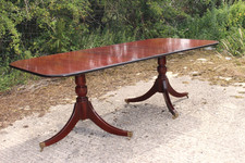 Nice Mahogany Regency extending Dining Table