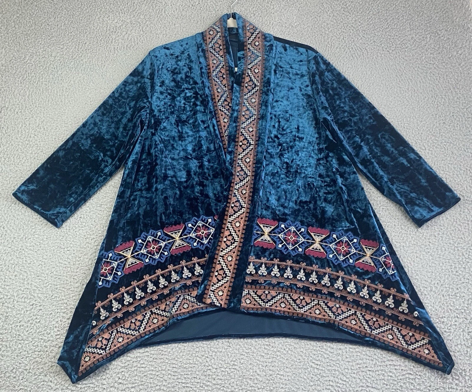 Andree By Unit Velvet Kimono Jacket Embroidered Aztec Art Women's Size Small EXC