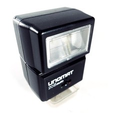 Flash Unomat 20 B Auto su fotocamere analogiche manuale su digitali