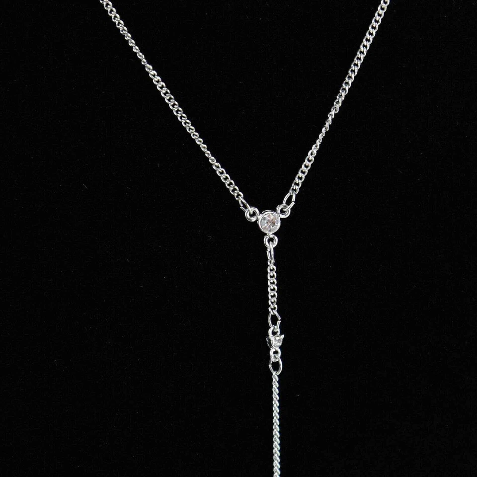 Collar BCBGeneration Cristal Tono Plata Cuello en Y Foto 3 de 4