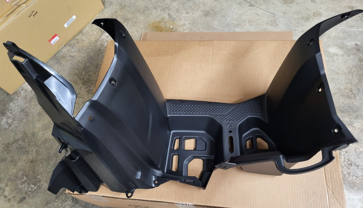 HONDA RIGHT FOOTWELL, FLOORBOARD TRX420 RANCHER, TRX500 FOREMAN