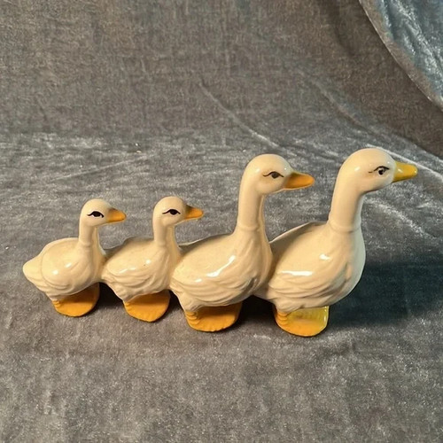 VTG Duck Family Figurine - Picture 3 of 5