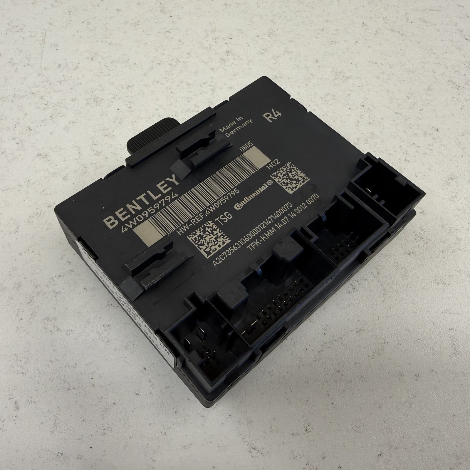 Bentley Flying Spur 2014-2018 Rear Right Door control module P/N 4W0959794
