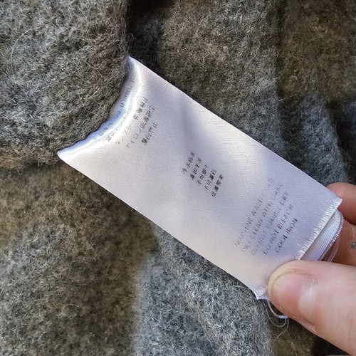 Lattelier Kaschmir Pullover Wasserfallausschnitt Strick grau große Knöpfe Ballonärmel - Bild 10 von 10