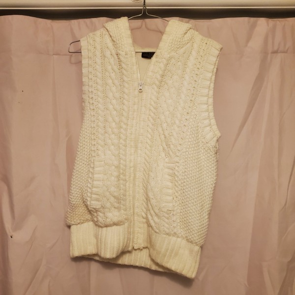 white Knitted Vest With Hood size small soft and warm fast post