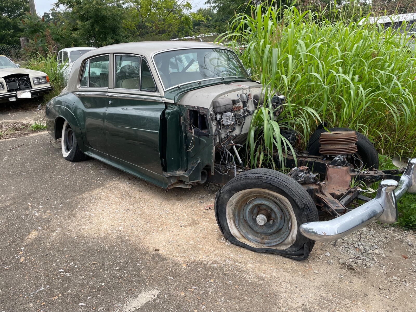 ROLLS ROYCE CLOUD BENTLEY REGULATOR. THE WORLDS LARGEST 1946-1965 USED INVENTORY