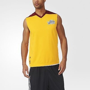 camiseta cavaliers