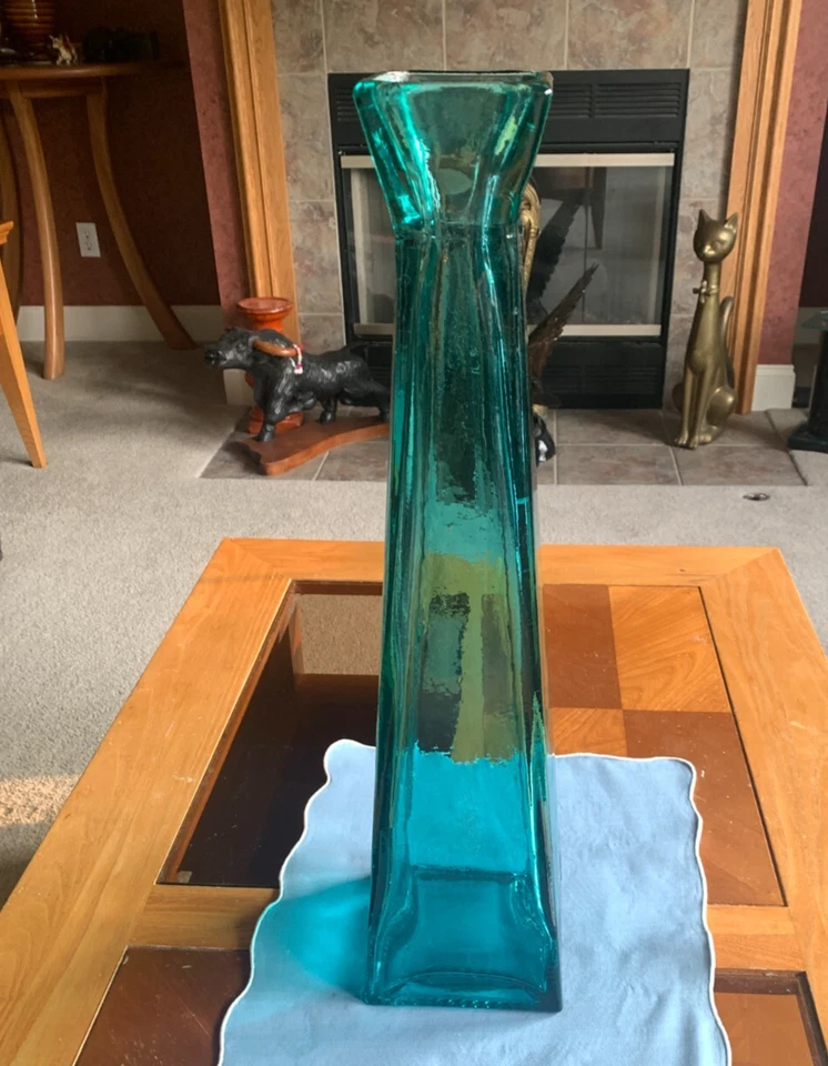 Teal Blue Floor Vase 21-inch-Tall Square Pyramidal Flower Vase - weighs 10 lbs. - Image 4 of 4