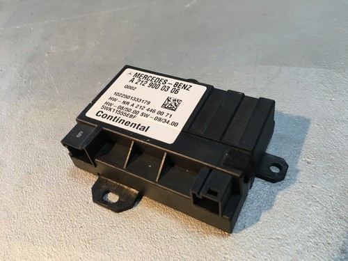 Mercedes Benz C-Klasse W204 Kraftstoffpumpe Steuergerät A2129000303