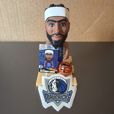Zuru 5 Surprise NBA Ballers Anthony Davis Dallas Mavericks Action Figure