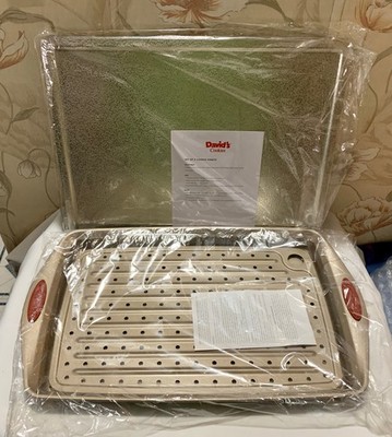 2Pc David's Cookie Sheets 17.5''x14'' & Rachael Ray 2Pc Crisper Set 20''x12'' - New