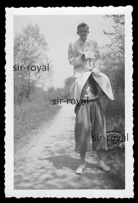 Junge als 2-Meter-Mann - 1930er - Knickerbocker - Foto 6x9cm