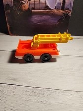 Vintage Fisher Price Little People Red Firetruck With Extended Ladder  Fireman